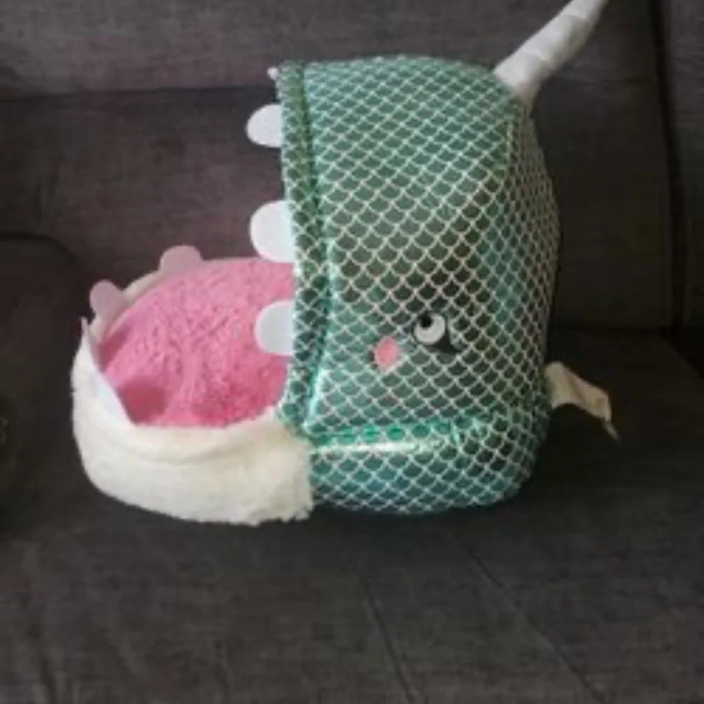 New Narwhal Narly Sleeper Soft Plush Felt Teeth Open Mouth Pet Bed Sleeper
